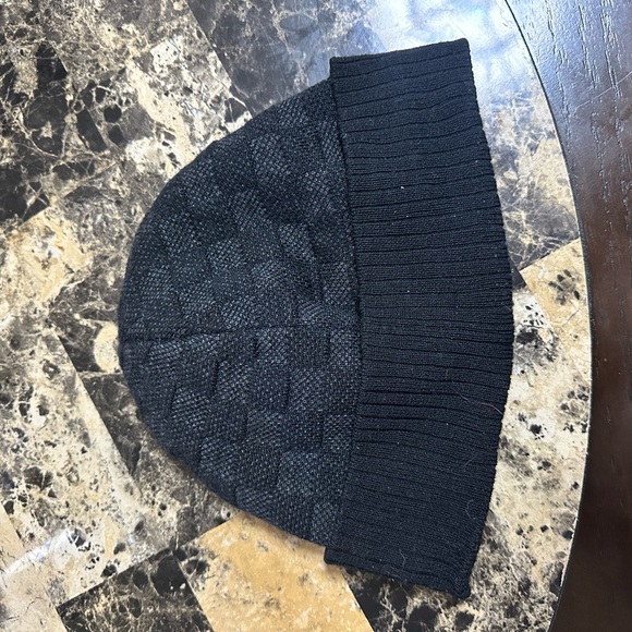 Louis Vuitton Beanie - Picture 3 of 5